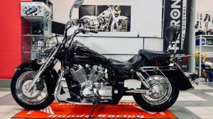 Honda VT750 Shadow Aero