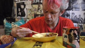 мукбанк картошка с грибами жареная фаршированый перец и лимонад