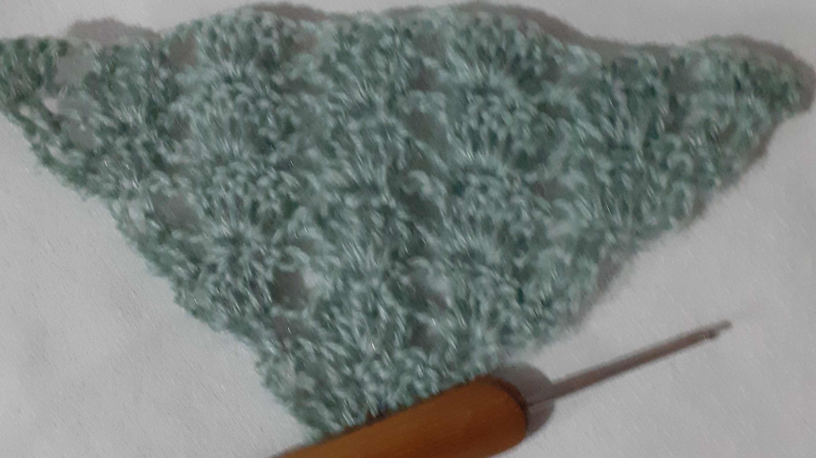 Узор для шали крючком.