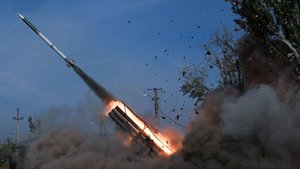 Расчеты РСЗО «Ураган» сорвали ротацию ВСУ. Лучшее видео из зоны СВО