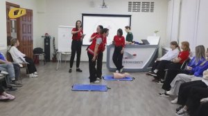 В РАМКАХ ПРОЕКТА "УРОКИ, КОТОРЫЕ СПАСАЮТ ЖИЗНЬ", ВОЛОНТЕРЫ МГОКА ОБУЧАЮТ ОКАЗАНИЮ ПЕРВОЙ ПОМОЩИ