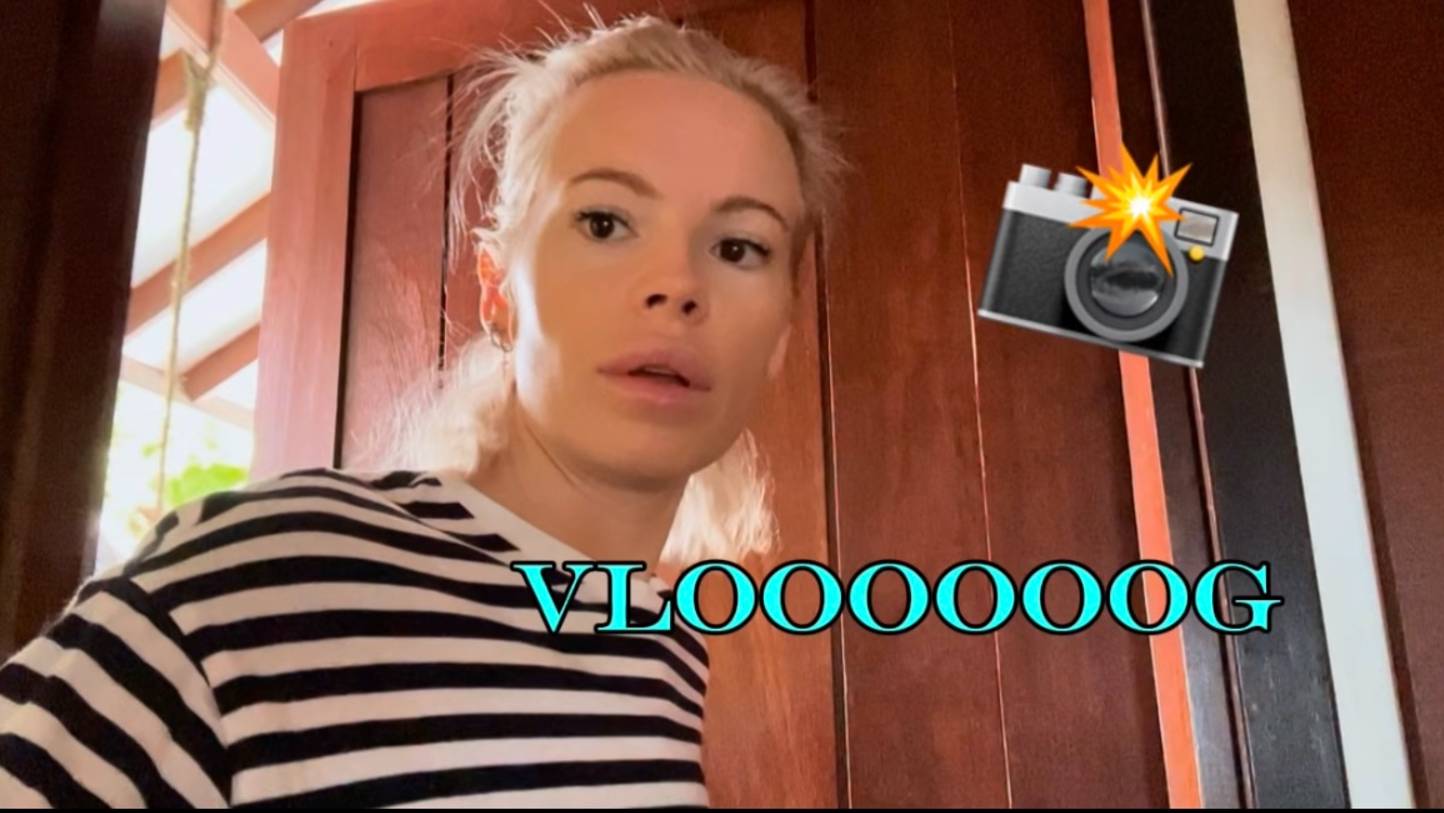 Они вернулись! И где же Они? Снова отпуск! Снова море 🌊 С недовольными лицами отдыхаем на берегу М