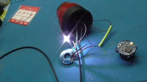 прислали на ремонт камеру без глаза!