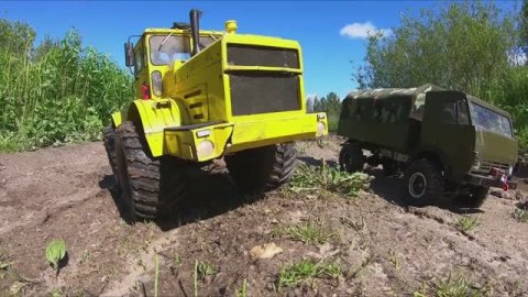 Кировец против Камаза на бездорожье