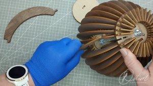 Собираем форму для плетения изделий из бумажной лозы "Шарик" и делаем стойки