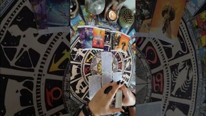 🔮🔮 Есть ли у него роман на стороне _ таро расклад