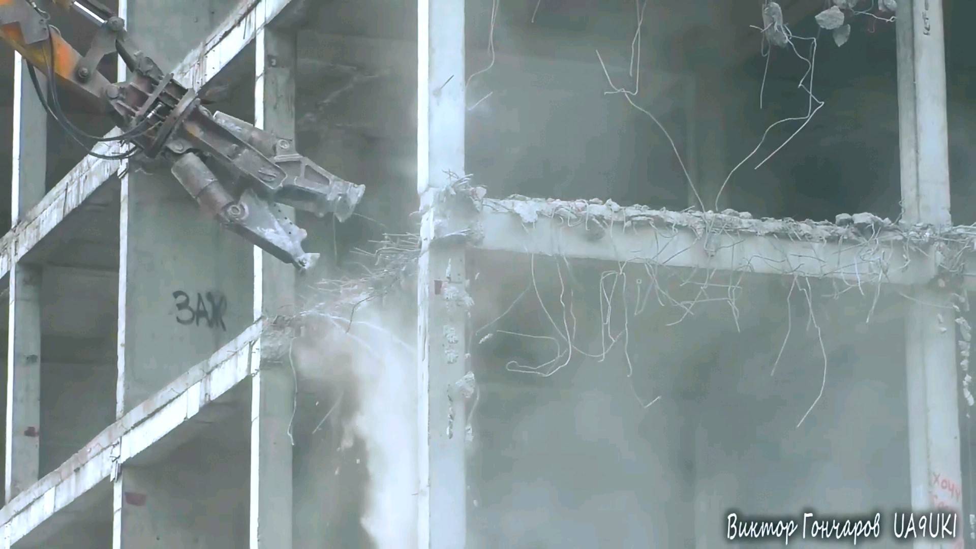 Как в Междуреченске больницу ломают смотреть онлайн