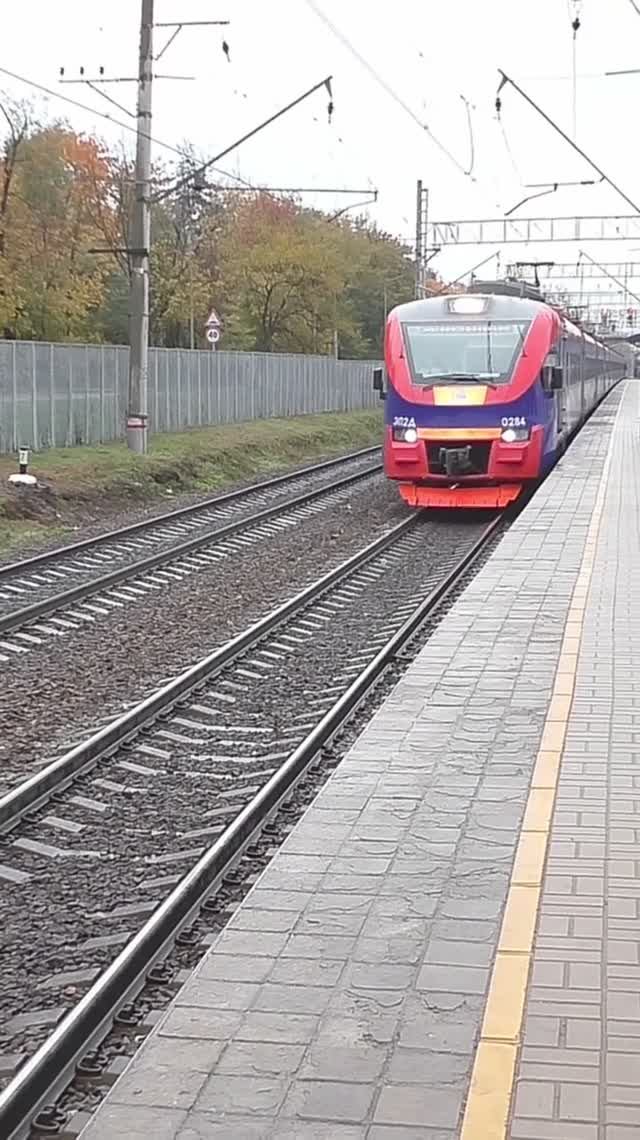 Электропоезд ЭП2Д-0284 (ЦППК) скоростной приг. поезд  "РЭКС-экспресс" № 7123 Раменское - Москва.