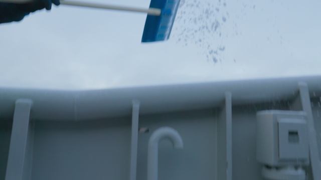 Покорители океана 6 серия «Ледяные исполины» (документальный сериал, 2024)