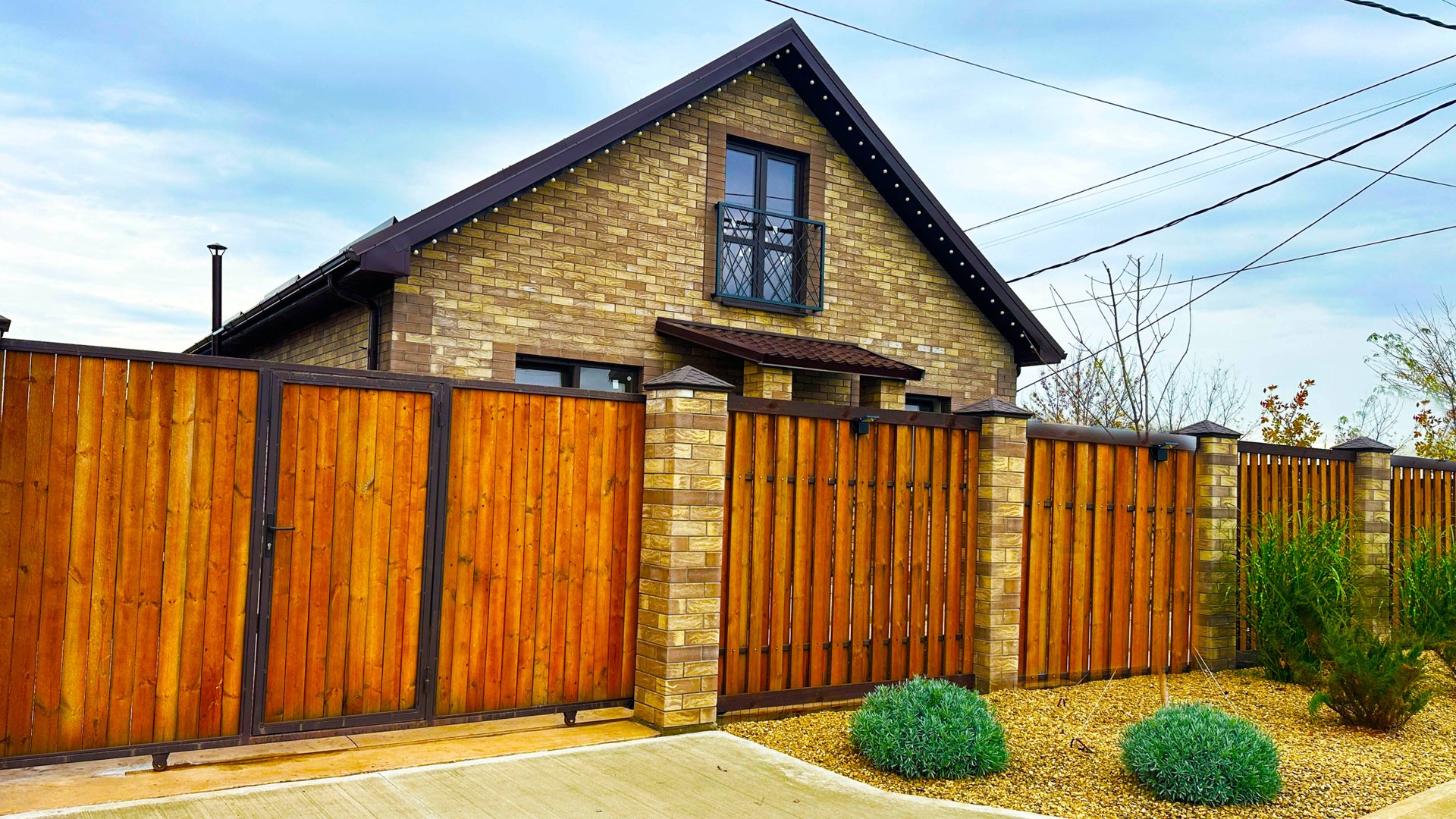 Интересный дом с ремонтом на закрытой территории | Рядом лес и река смотреть онлайн