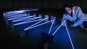 Сколько раз лазер отразится от зеркал?