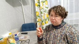 Сходила за мукой и дрожжами.Зарядила хлебопечку.