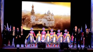 ФЕСТИВАЛЬ "ДОНСКИЕ ТРАДИЦИИ". ВСТУПИТЕЛЬНЫЙ НОМЕР КОНЦЕРТА. АНТ "ЛЕБЁДУШКИ".