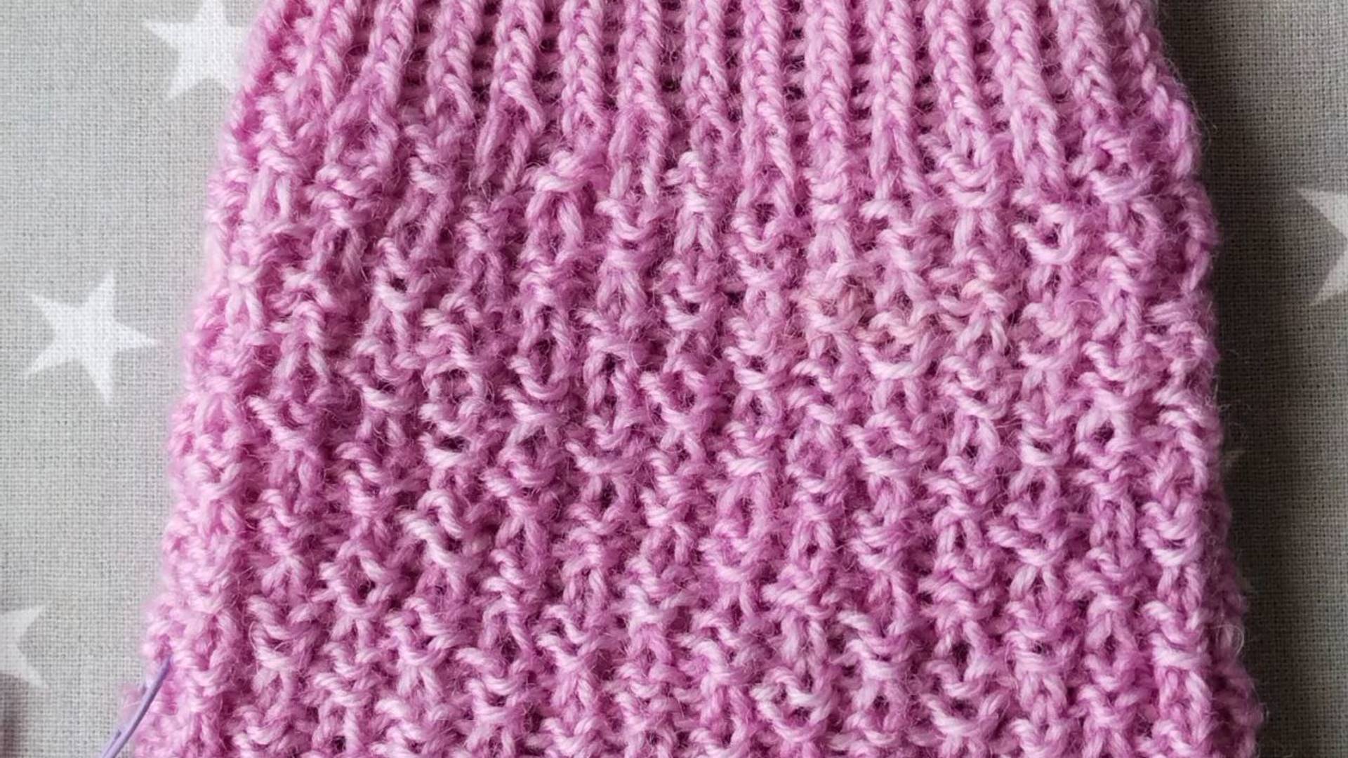 Простой узор из лицевых и изнаночных петель / узор для вязания носков. смотреть онлайн