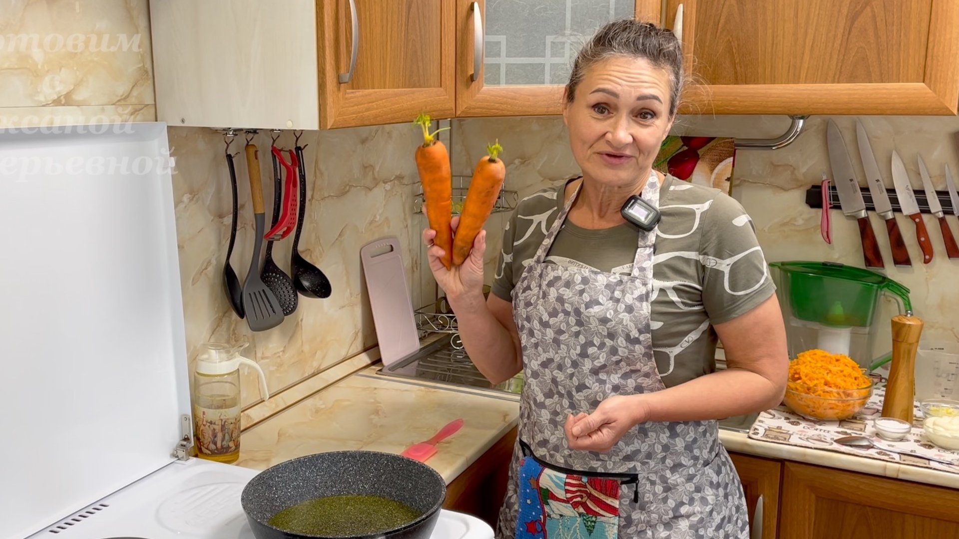 Два универсальных блюда из морковки. Готовим с Оксаной Валерьевной. смотреть онлайн