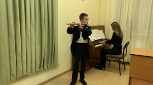 1. А. Пьяццолла - "Милонга ангела", 2. Г. Ф. Гендель Жига -  исполняет:  Митин Герман (флейта)