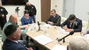 Губернатор Дмитрий Демешин провел личный прием жителей Хабаровского края по поручению Президента