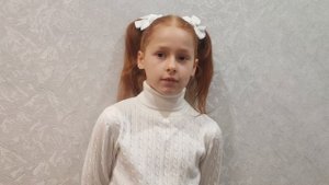 3. Участник городского конкурса видеороликов _Мой герой_ Алена Лазутина
