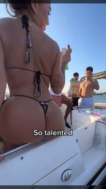 Няшка открывашка смотреть онлайн