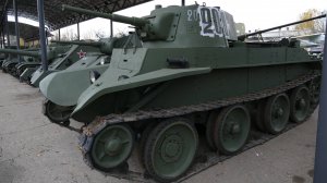Работы по маркировкам танка БТ-7, Музей Техники Вадима Задорожного, 18 октября 2025