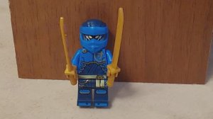 Обзор на вигурку джея