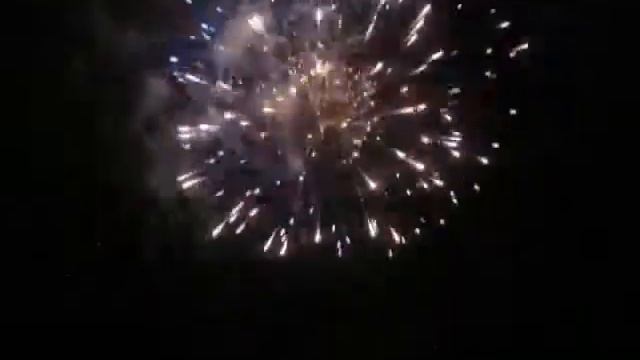 Батарея салютов комбинированная 49 залпов  FP-B413