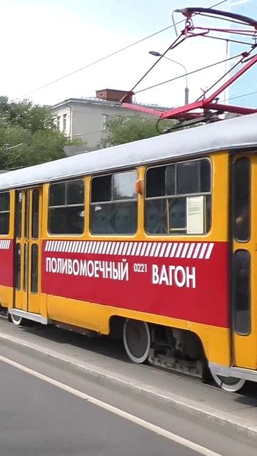 Москва. Трамвай вагон № 0221 модели Tatra T3SU следует по Волочаевской улице.