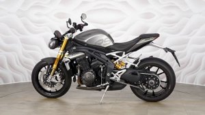 Triumph Speed Triple vin SMTS3P01SCNAV0752