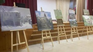 Выставка «Любимый город» . Обзор проводят Белкина Олеся и Косарева Ксения