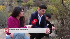 В Дагестане школьники спасли женщину, которая чуть не сорвалась с моста