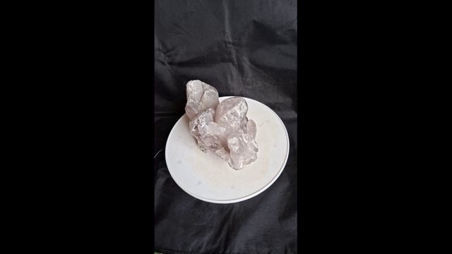 Аметистовая друза 9х13х15 см