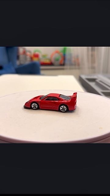 Hot Wheels Ferrari F40 competizione