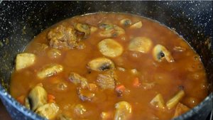 Боже, как вкусно! Я всегда буду так готовить! Мясо тает во рту, а соус выше всяких похвал!