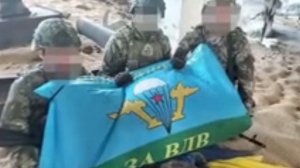 Клип У Главкома на столе списки пополнения