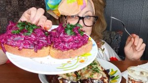 "МЯСО НА ПОДОШВЕ ПОД ДУШЕВНУЮ" МУКБАНГ/ЕДАНАКАМЕРУ/