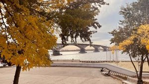 Осенний Саратов (2025) Авторы Ольга Казакова и ИИ