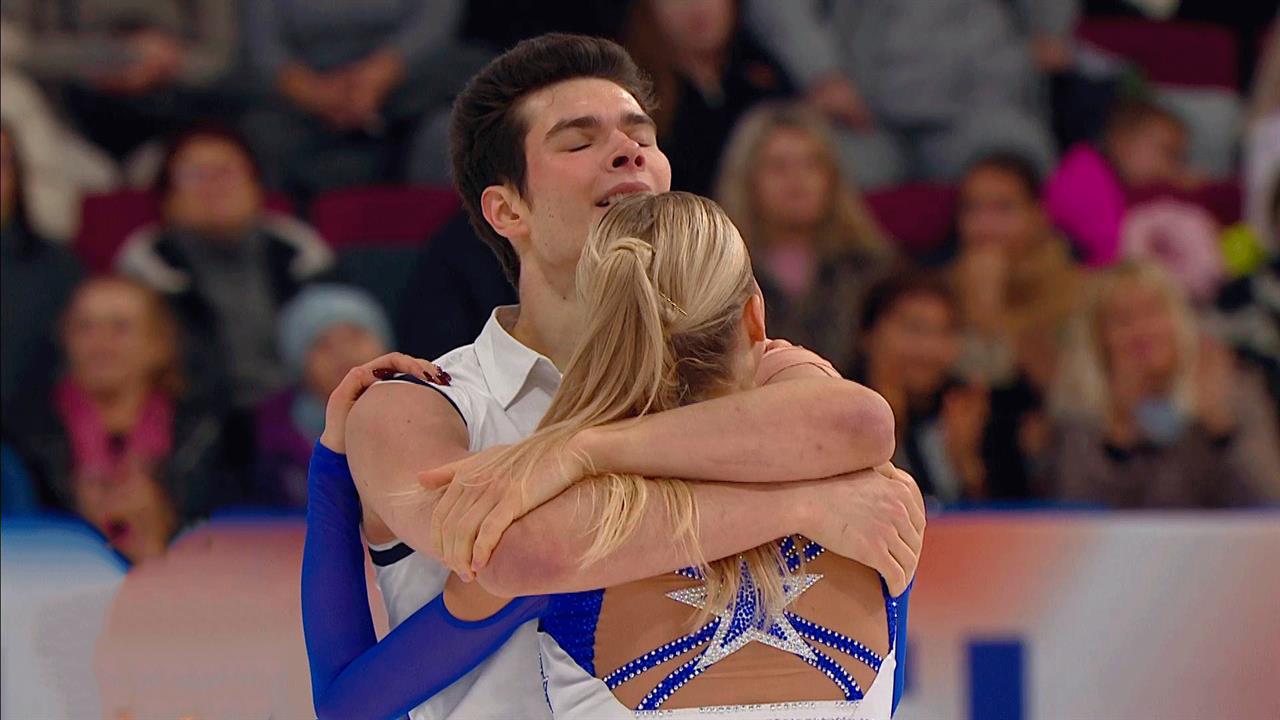 Леонтьева и Горелкин лидируют в ритм-танце Гран-при России