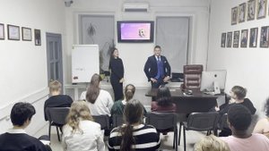 София 21 Год. 30.221 Рубль за Неделю
