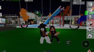 немного танцев с систр