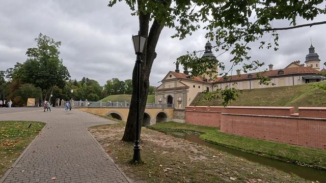 Несвиж | Беларусь | поездка на машине | куда поехать | Belarus | 白俄罗斯 |Несвижский замок