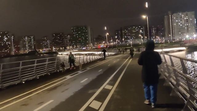 Новый мост на Черном озере в Некрасовке смотреть онлайн