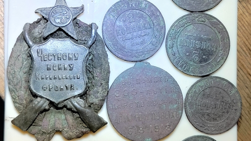 Копаем вдоль старых казарм .часть1-ая 