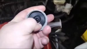 Как прокачать тормоза одному?.mp4