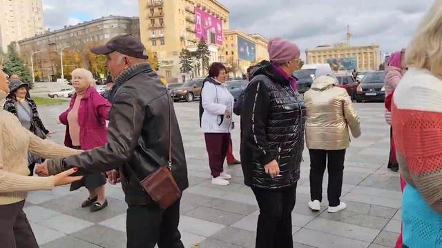 САМА П'Ю, САМА НАЛИВАЮ! ХАРЬКОВ ТАНЦЫ ОКТЯБРЬ 2025 #kharkiv смотреть онлайн