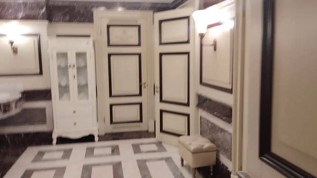 Посетили Исторический туалет в ГУМе. смотреть онлайн