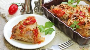 Сочная птица на тарелку просится. КУРИНЫЕ БЁДРА, ЗАПЕЧЁННЫЕ С ПОМИДОРАМИ