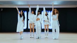 MEOVV- BURNING UP dance practice mirrored