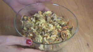 Салат  Обжорка  - очень вкусный и простой мясной салатик.