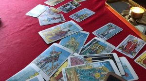 Что думает о вас  мужчина, который не выходит у вас из головы? Гадание Таро