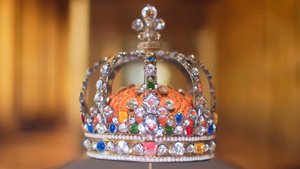 Экстренная эвакуация экспонатов Лувра в главное  хранилище Банка Франции вызвало волну критики